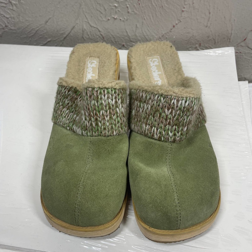 Skechers Olive Green Suede Knit Upper Fleece Lined Heeled Slippers Womens Sz 8.5